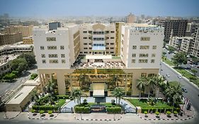 فندق تريومف 